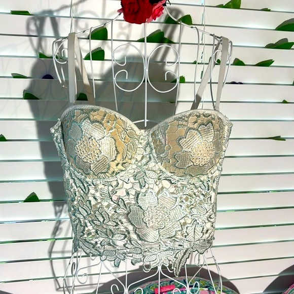 Lydia cream and mint lace bustier top 🎁 - Picture 1 of 9